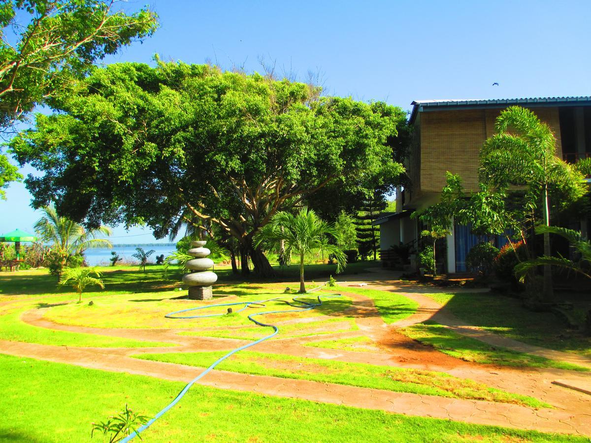 Nico Lagoon Hotel เนกอมโบ ภายนอก รูปภาพ